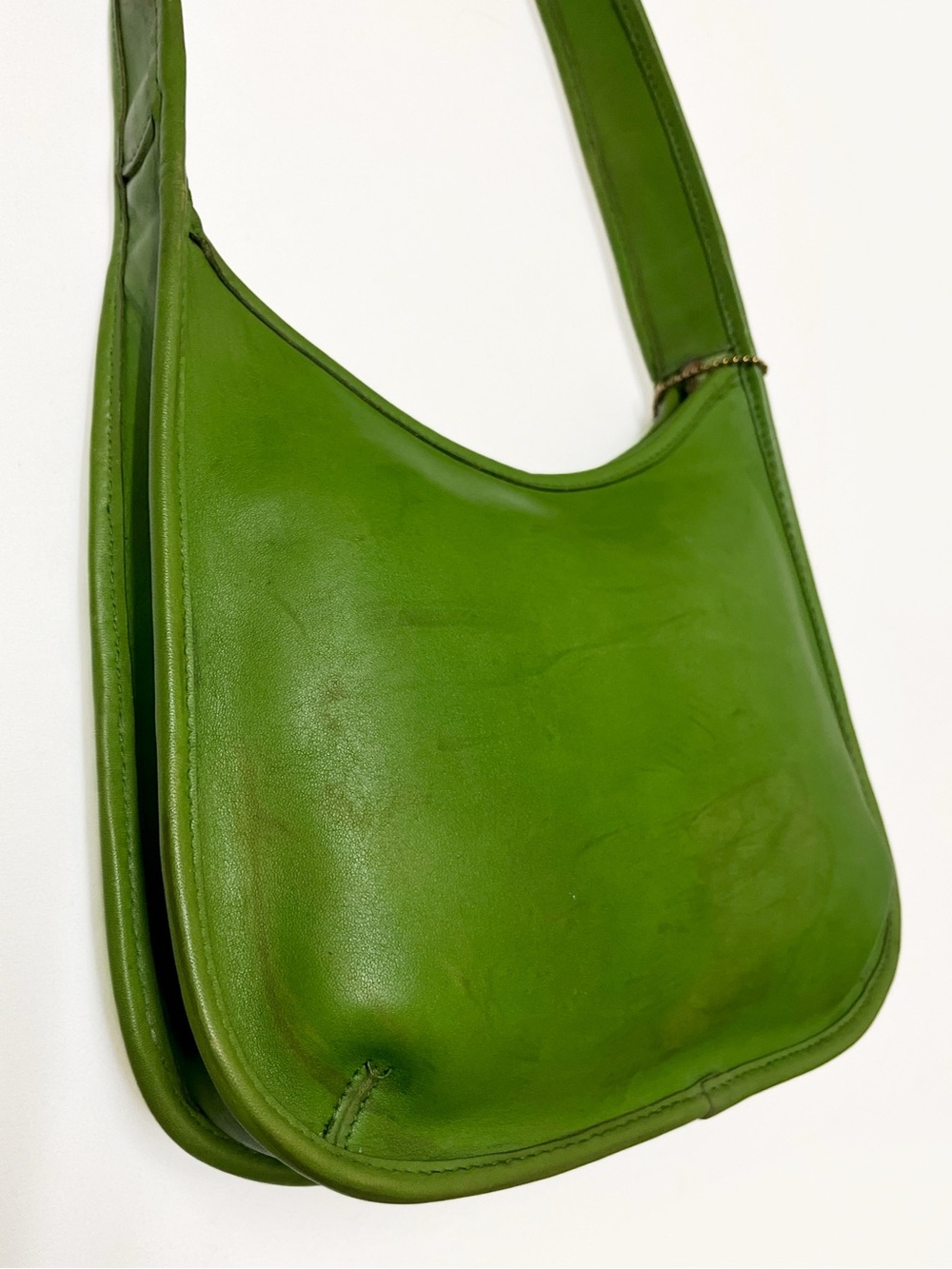 RARE Vintage Coach Leaf Green Leather Ergo Mini Zip Shoulder Bag 9020 - Picture 8 of 9